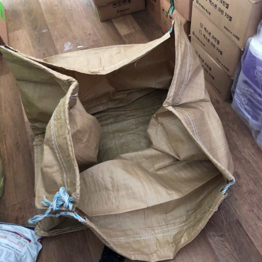 2094552944_DJPFyerQ_edc29cba39bd4c5a94a92b673e9f99700875d042.jpg 이미지크게보기