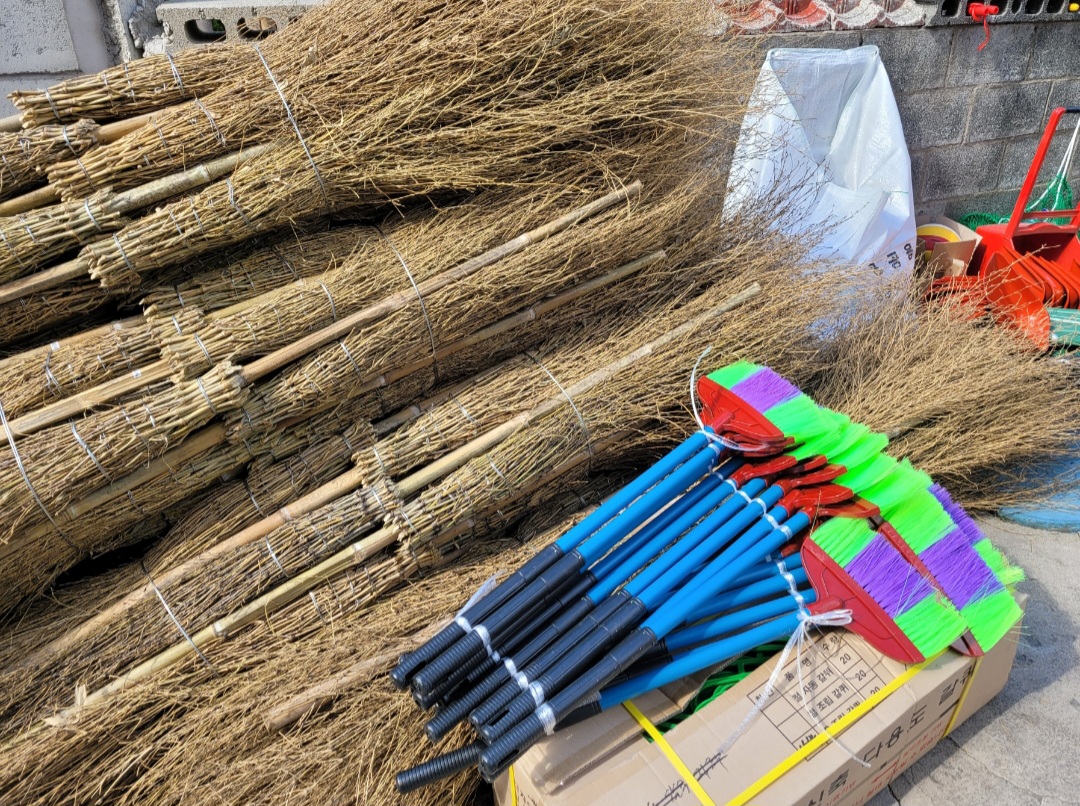 2094552944_LNF8YebE_e5319ecf23341928b28cf5cdf5c5afccf492ab49.jpg 이미지크게보기