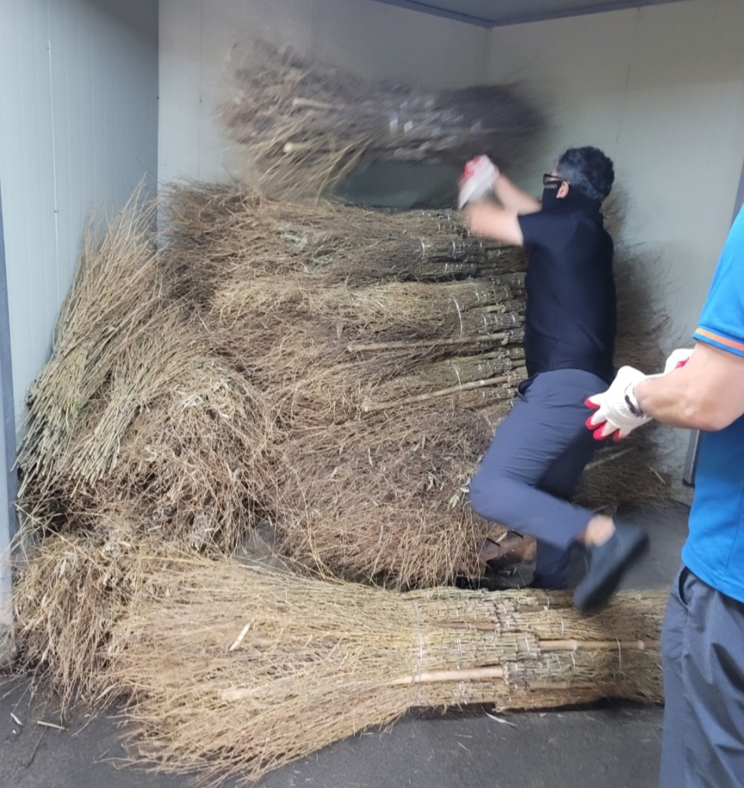 3555412247_Jbah8xt9_5765b2205be033746c14cd7e5874d577b0d55f1c.jpg 이미지크게보기